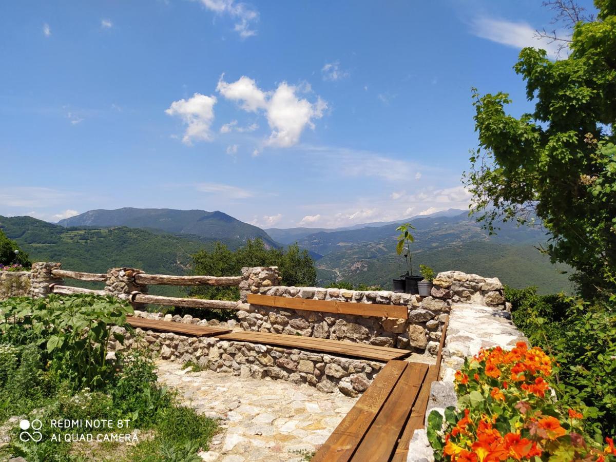 Bed and Breakfast Massia Gasset Senterada Екстер'єр фото